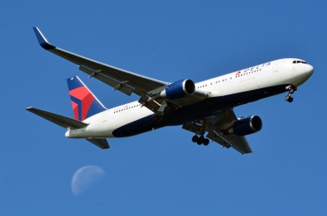 N172DZ (29691) 1998 Boeing 767-332 ER WL