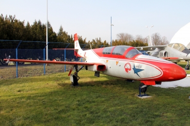 10 PZL-Mielec TS-11 Iskra bis B