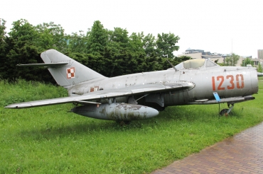 1230 (1B01230) PZL-Mielec Lim-2