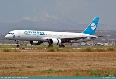 OH-LBT (28170) 1998 Boeing 757-2Q8