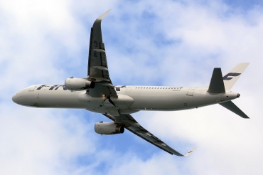 OH-LZI (5922) 2013 Airbus A321-231(WL)
