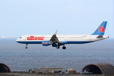 D-ASTD (5843) 2013 Airbus A321-211(WL)
