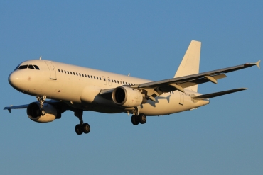 YL-LCH, (cn 426), Airbus A320-211