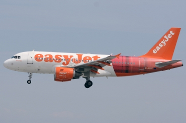 G-EZBF (2923) 2006 Airbus A319-111