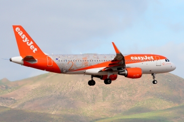 G-EZOX (6837) 2015 Airbus A320-214(WL)