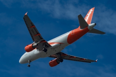 G-EZFL (4056) 2009 Airbus A319-111