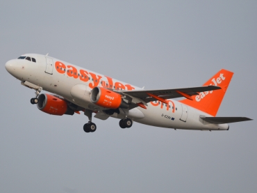 G-EZAV (2083) 2006 Airbus A319-111