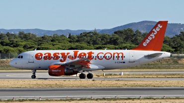 G-EZNM (2402) 2005 Airbus A319-111