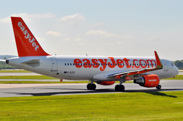 G-EZOF (6525) 2015 Airbus A320-214(WL)