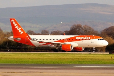 G-EZPE (7044) 2016 Airbus A320-214(WL)