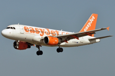 G-EZSM (2062) 2003 Airbus A319-111