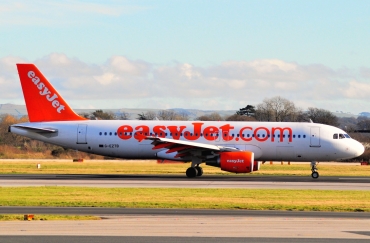 G-EZTB (3843) 2009 Airbus A320-214