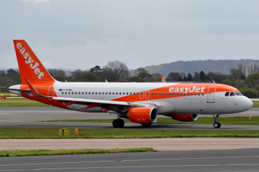G-EZWG (5318) 2012 Airbus A320-214(WL)