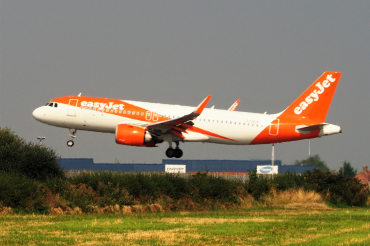 G-UZLG (9105) 2019 Airbus A320-251N