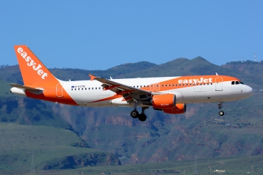 G-EZTB (3843) 2009 Airbus A320-214