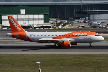 G-EZWA (5201) 2012 Airbus A320-214