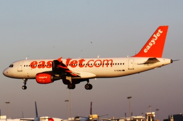 G-EZWA (5201) 2012 Airbus A320-214