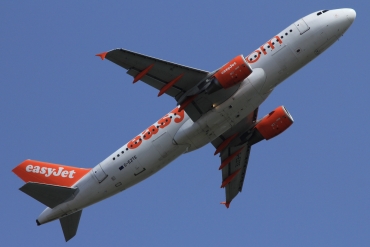 G-EZTE (3913) 2009 Airbus A320-214