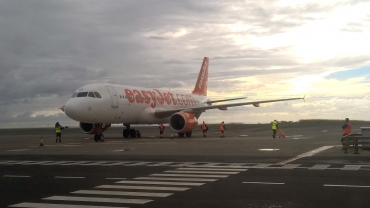 G-EZWA (5201) 2012 Airbus A320-214