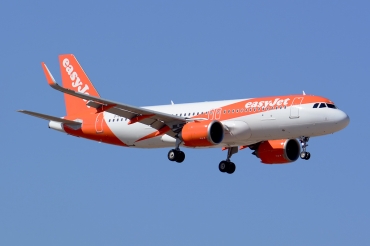 G-UZHL (8375) 2018 Airbus A320-251N