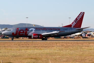 G-CELX (23654) 1986 Boeing 737-377(QC)