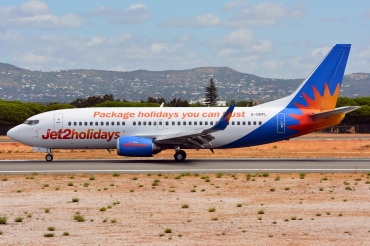 G-GDFL (28568) 1998 Boeing 737-36N(WL)