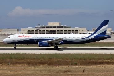 CS-TRJ (1004) 1999 Airbus A321-231