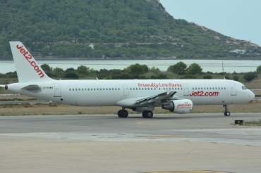 G-POWN (3830) 2009 Airbus A321-211