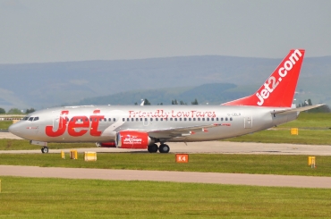 G-CELR (23523) 1986 Boeing 737-330(QC)