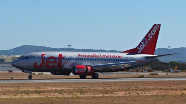 G-CELX (23654) 1986 Boeing 737-377(QC)