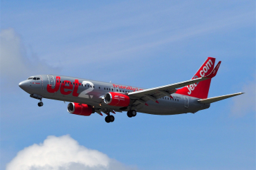 G-DRTZ (33557) 2004 Boeing 737-8AS(WL)
