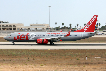 G-GDFC (28375) 1998 Boeing 737-8K2(WL)