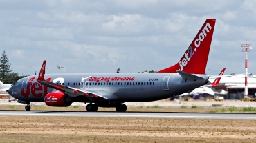 G-JZHH (28536) 2000 Boeing 737-85P WL