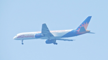 G-LSAJ (24793) 1990 Boeing 757-236