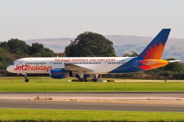 G-LSAJ (24793) 1990 Boeing 757-236