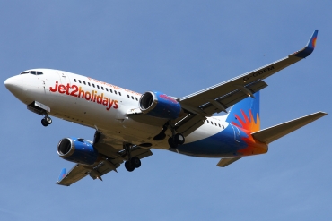 G-GDFM (28586) 1998 Boeing 737-36N(WL)