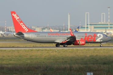 G-GDFP (28177) 1998 Boeing 737-8Z9 WL