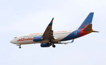 G-GDFL (28568) 1998 Boeing 737-36N(WL)