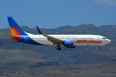 G-GDFW (27986) 2000 Boeing 737-8K5(WL)