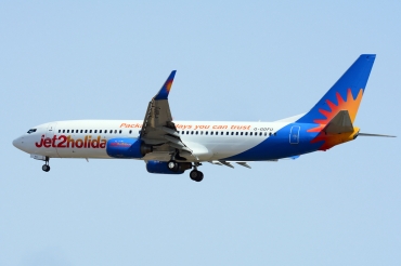 G-GDFU (30416) 2001 Boeing 737-8K5(WL)