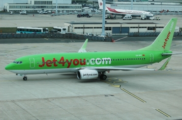 CN-RPE (27990) 1999 Boeing 737-8K5(WL)