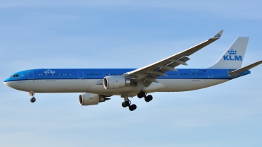 PH-AKF, (cn 1580), Airbus A330-303