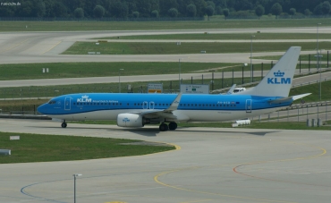 PH-HSD (39260) 2011 Boeing 737-8K2(WL)