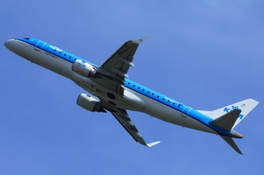 PH-EZS (19000380) Embraer 190-100STD