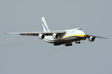 UR-82029 (19530502630) 1991 Antonov An-124-100