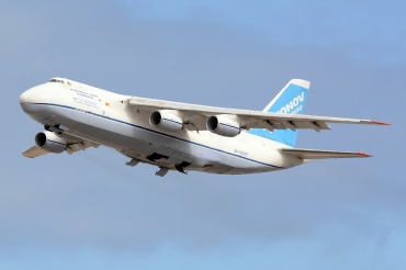 UR-82007 (19530501005) 1988 Antonov An-124-100