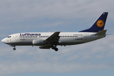 D-ABXZ (24564) 1990 Boeing 737-330