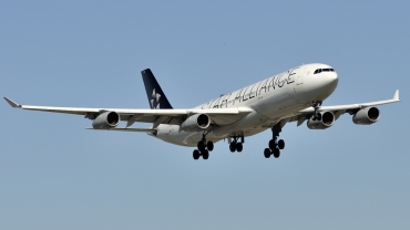 D-AIGV (325) 2000 Airbus A340-313