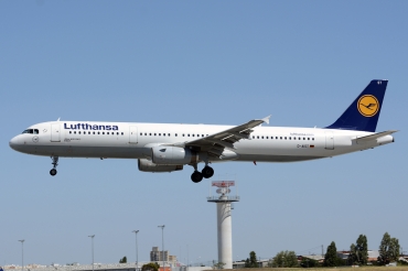 D-AIST (4005) 2009 Airbus A321-231