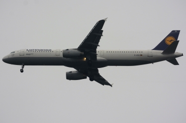 D-AISU (4016) 2009 Airbus A321-231